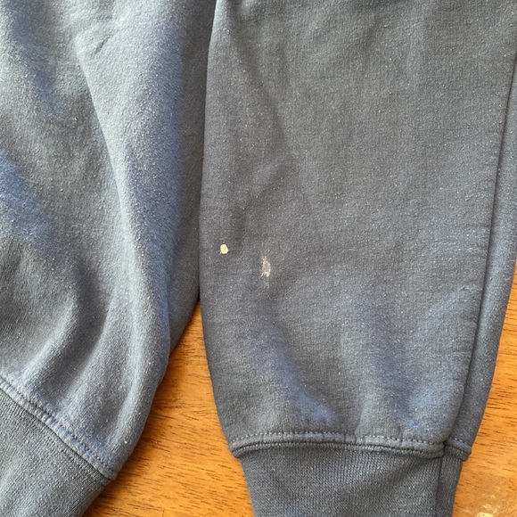 Blue sweatshirt - Picture 2 of 5